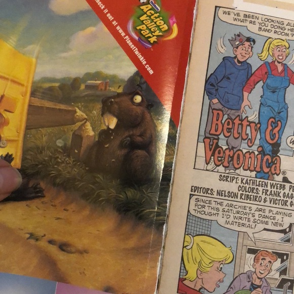 🍭4/$20🍭 - Betty and Veronica Double Digest # 122 - Picture 12 of 12